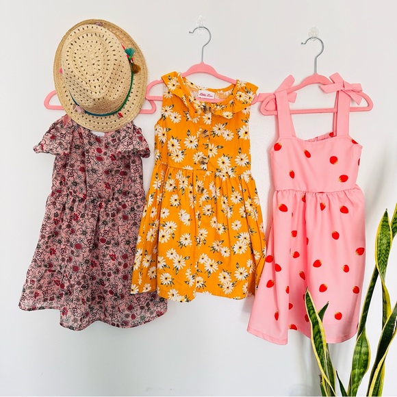 ๐๐๐Bundle of girlโs 3 dresses size 4, used in perfect condition - Picture 17 of 17